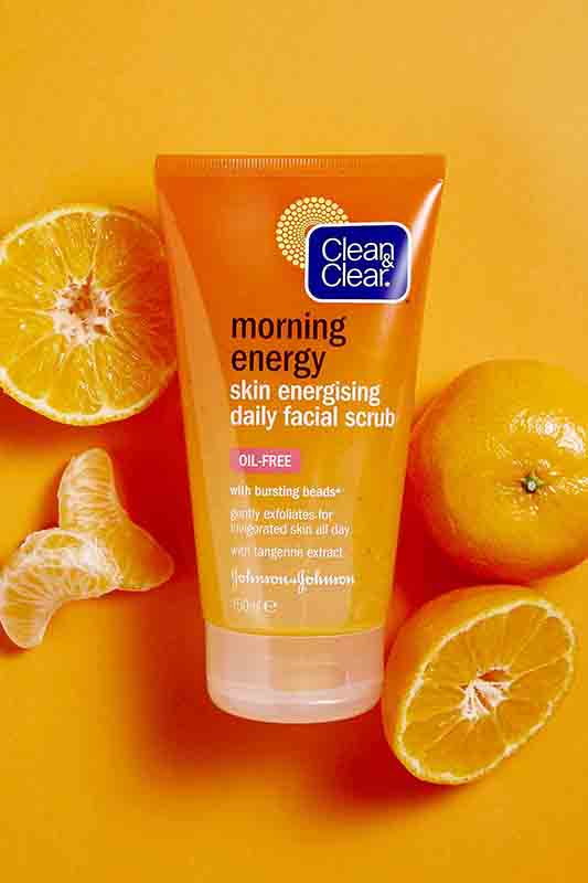 CLEAN & CLEAR® Morning Energy Skin Energising Daily Facial Scrub, 150 ml