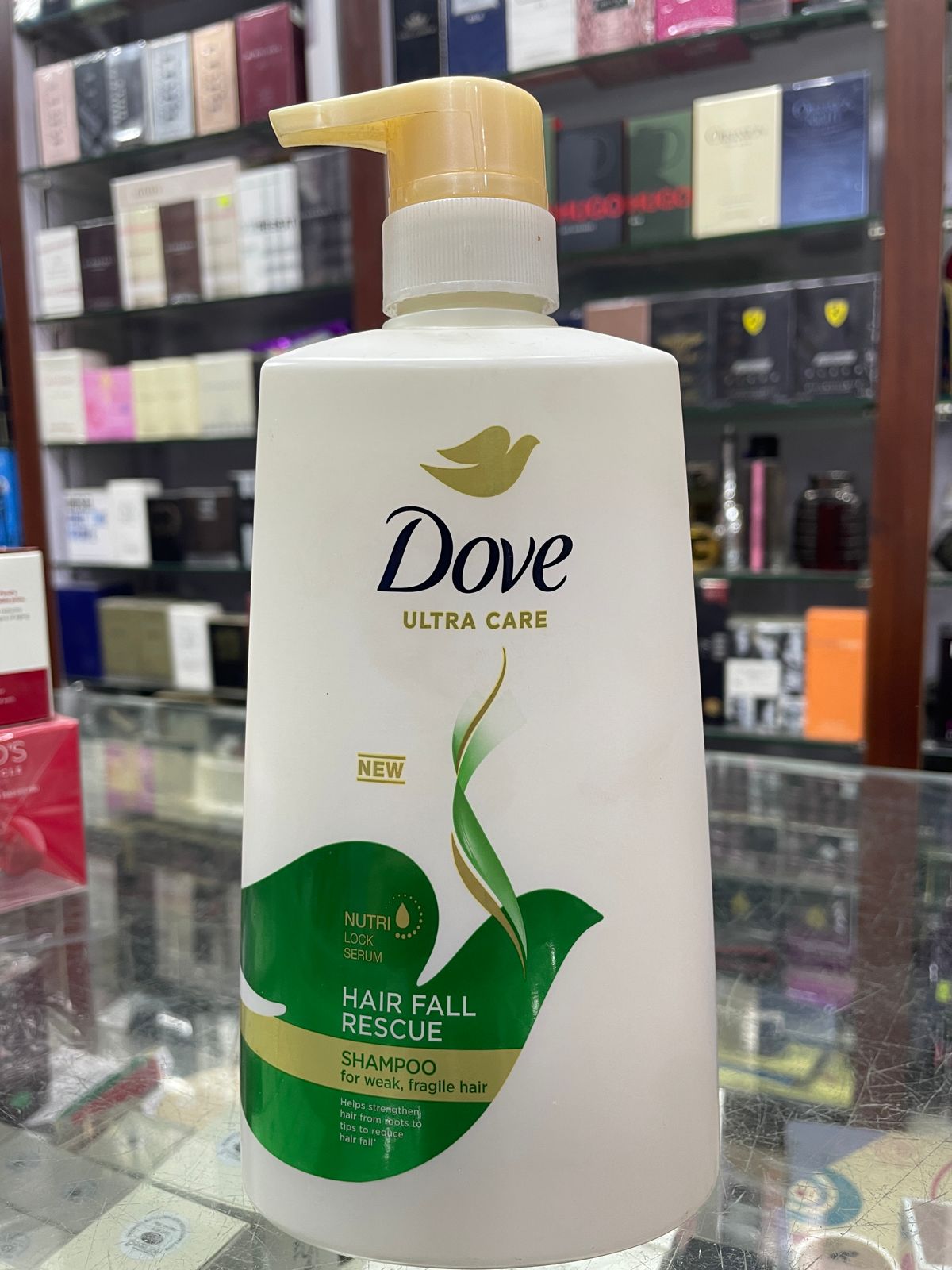 Dove Ultra Care Hair Fall Rescue Shampoo, 680 ml