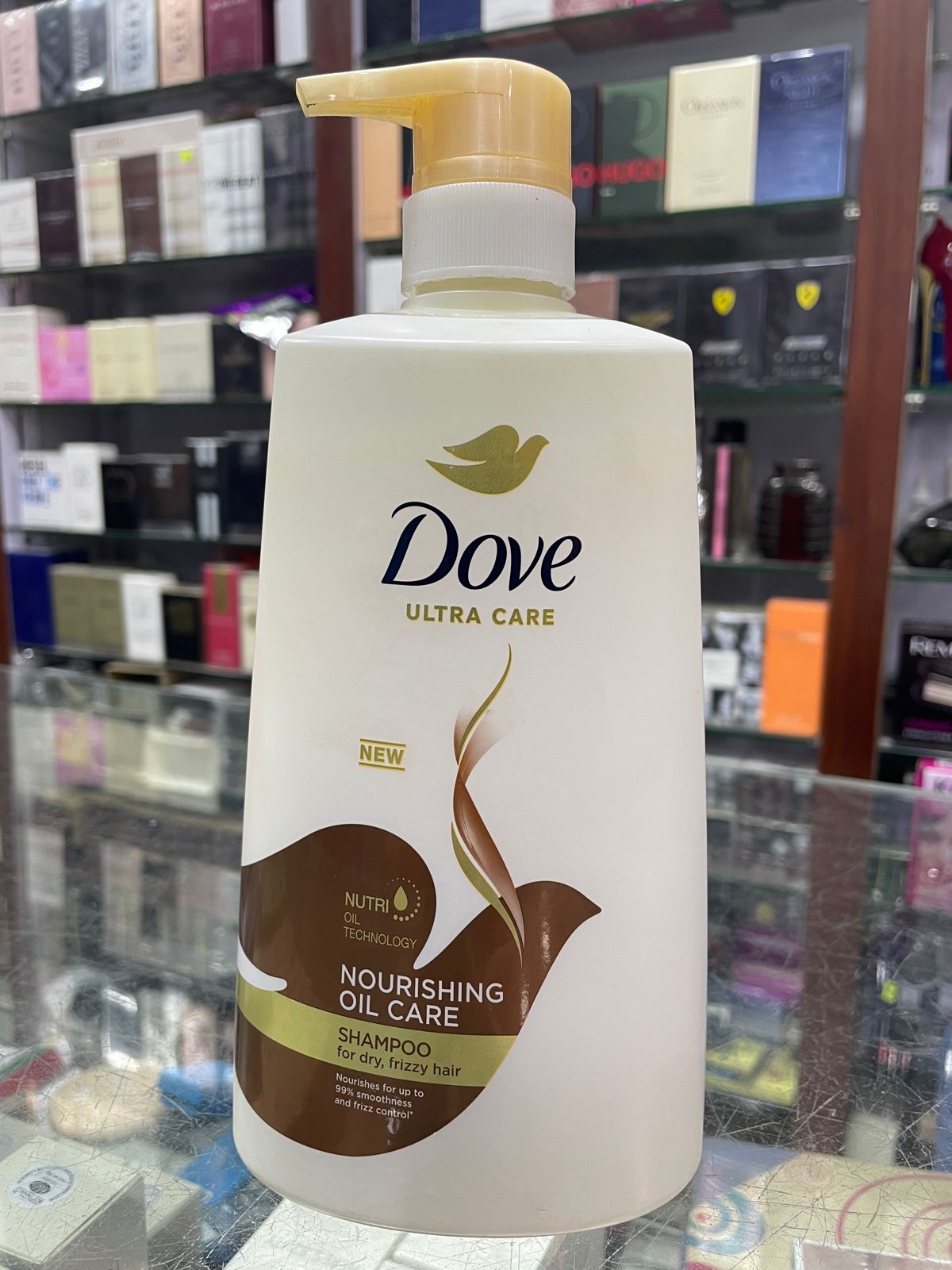 Dove Ultra Care Nourishing Oil Care Shampoo, 680 ml