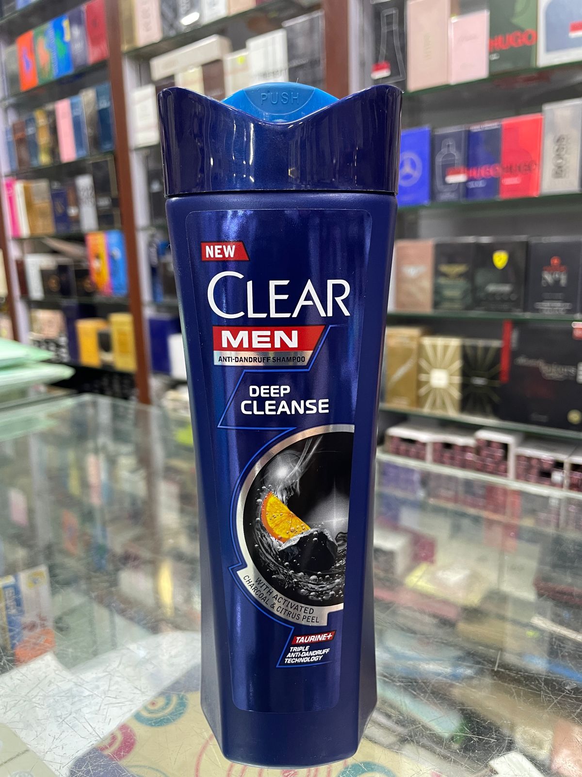 Clear Men's Anti Dandruff Shampoo Deep Cleanse, 320 ml