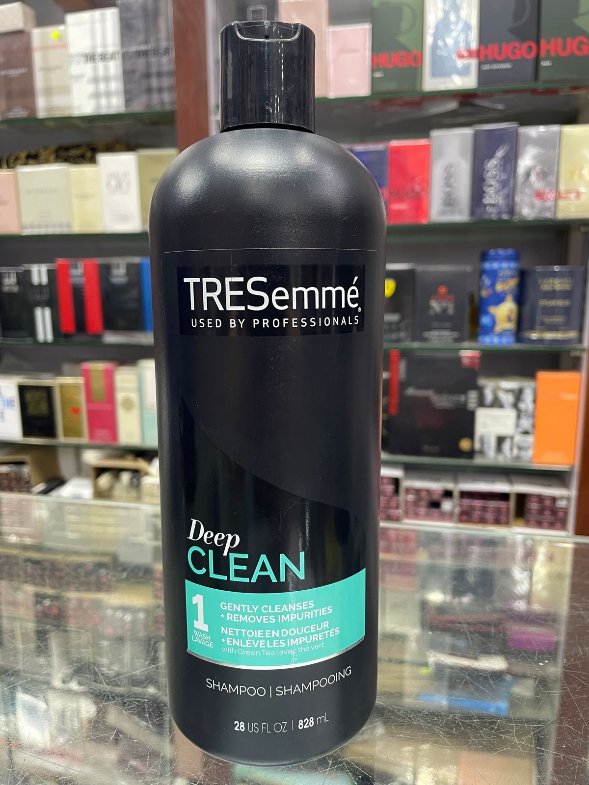 Tresemme Deep Clean Shampoo, 828 ml