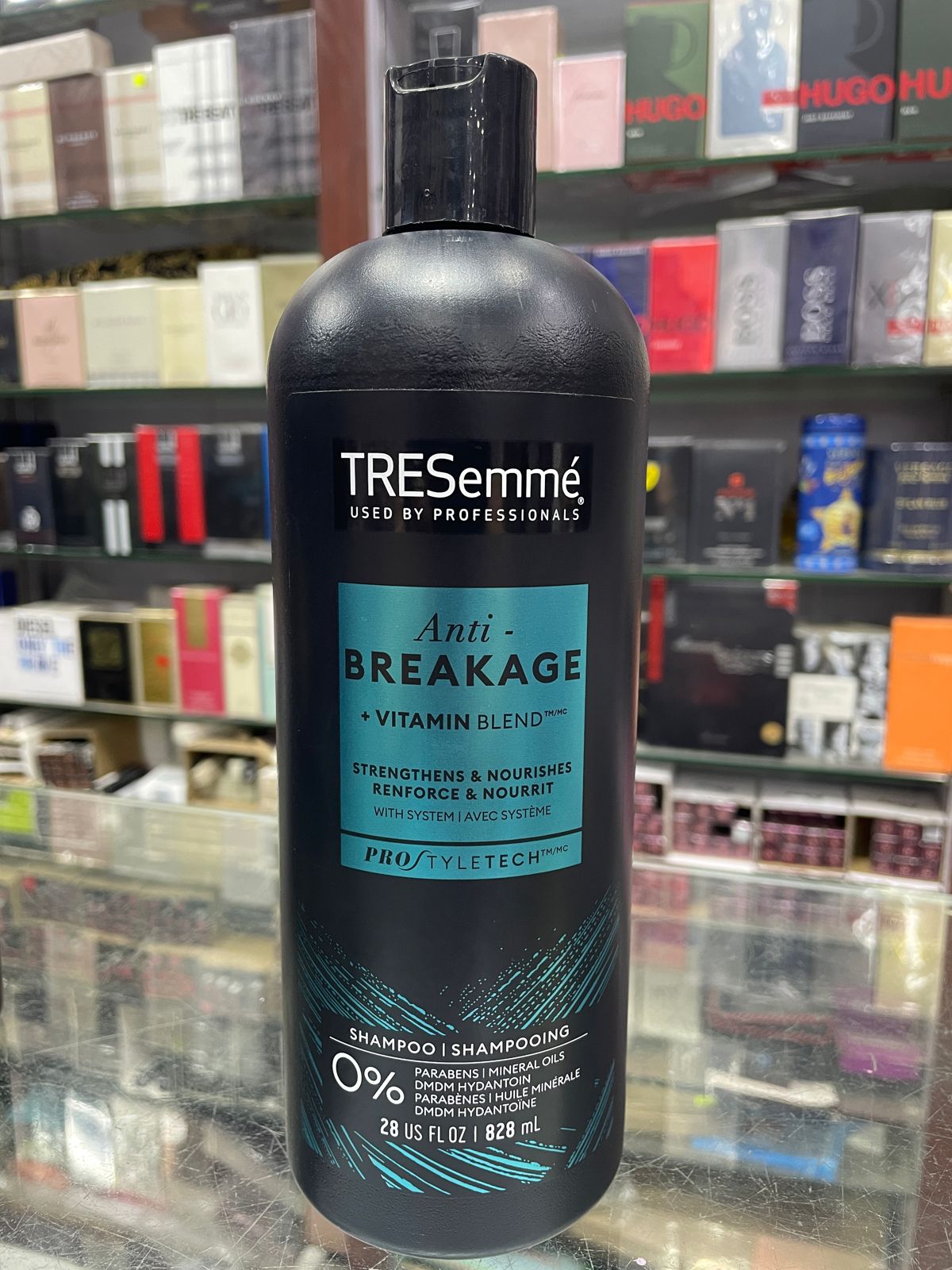 Tresemme Anti Breakage Vitamin Blend Shampoo, 828 ml