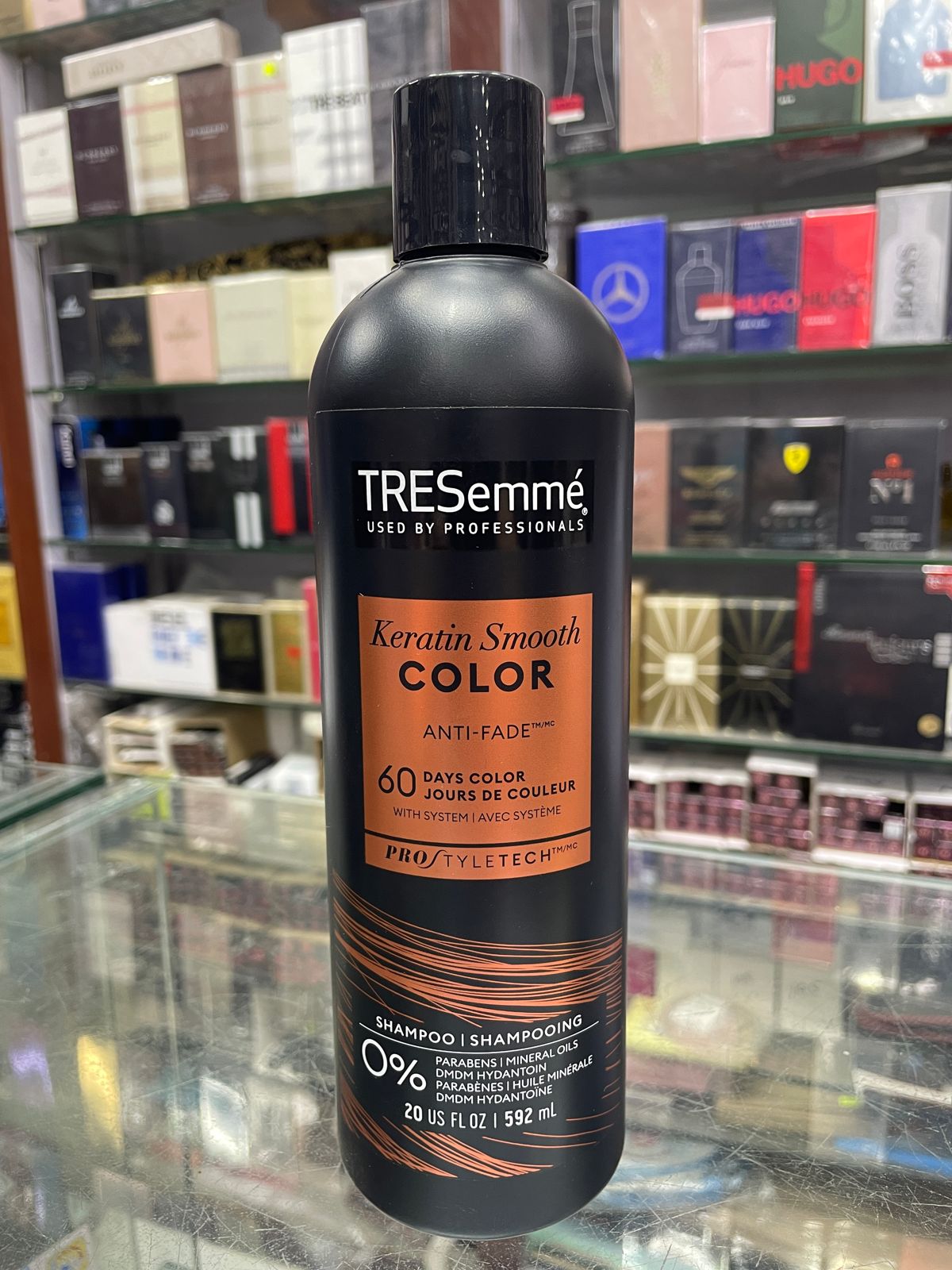 Tresemme Keratin Smooth Color Anti Fade Shampoo, 592 ml