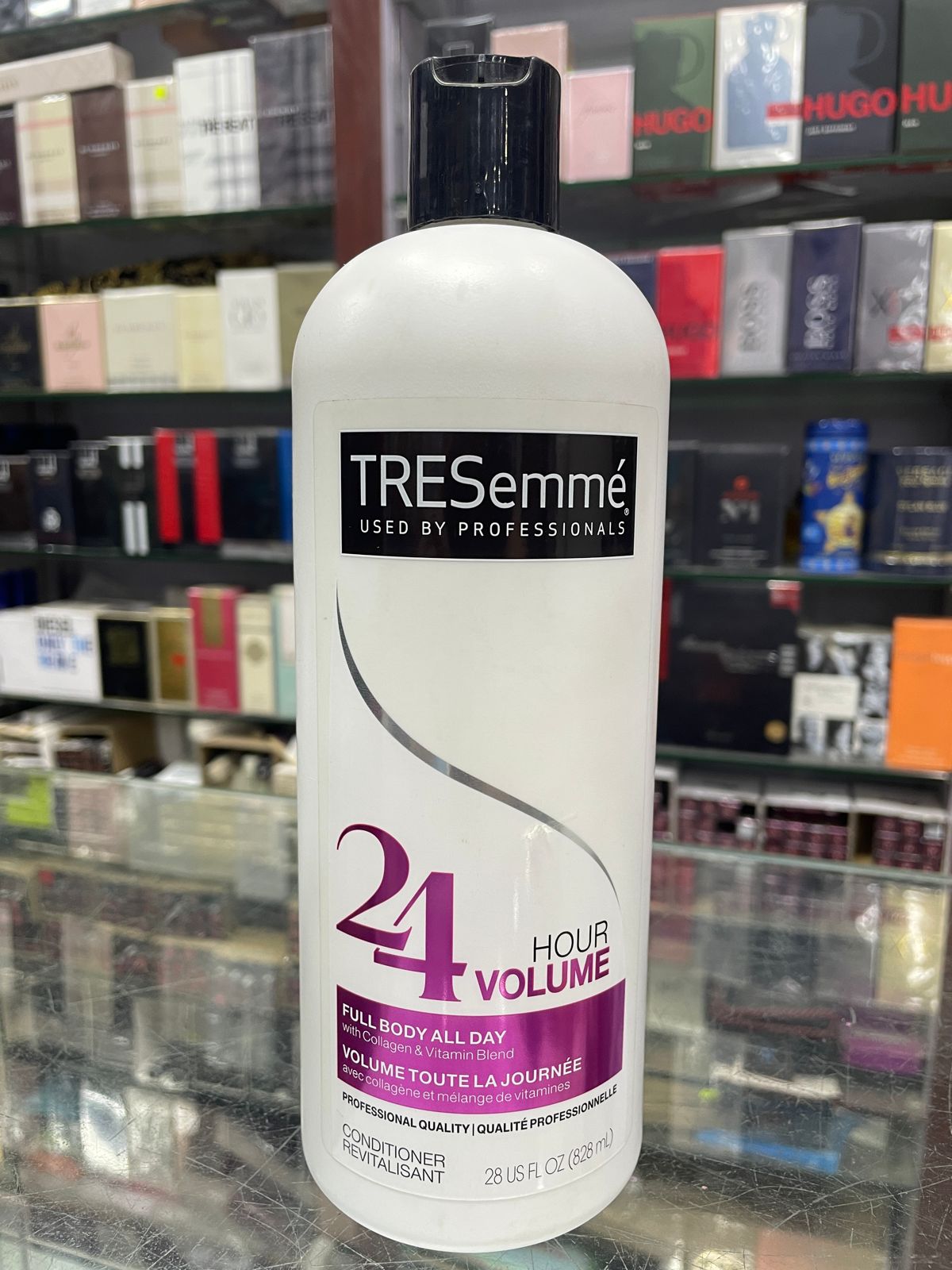 Tresemme 24 Hour Volume Conditioner, 828 ml