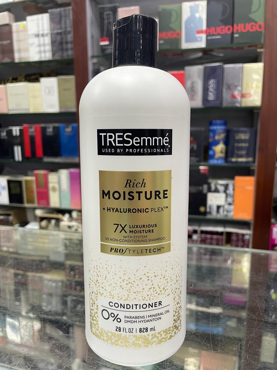 TRESemmé Rich Moisture + Hyaluronic Plex Conditioner, 828 ml